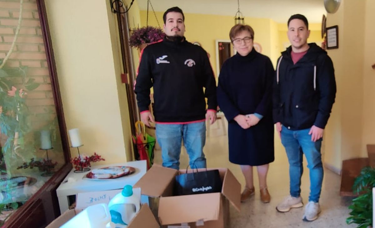 Iniciativa del Club de Baloncesto de Santa Marta para ayudar a personas en riesgo de exclusión