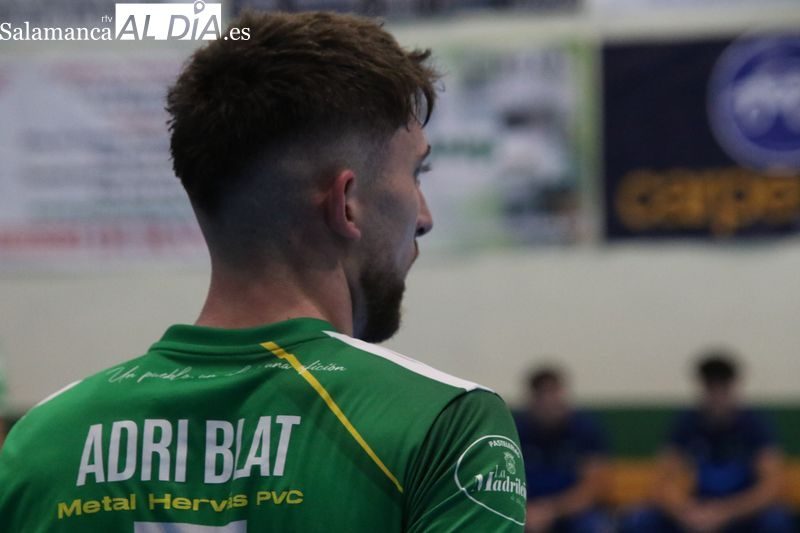 Adrià Blat abandona el Piensos Durán Albense para fichar por el ADC Lugo Sala