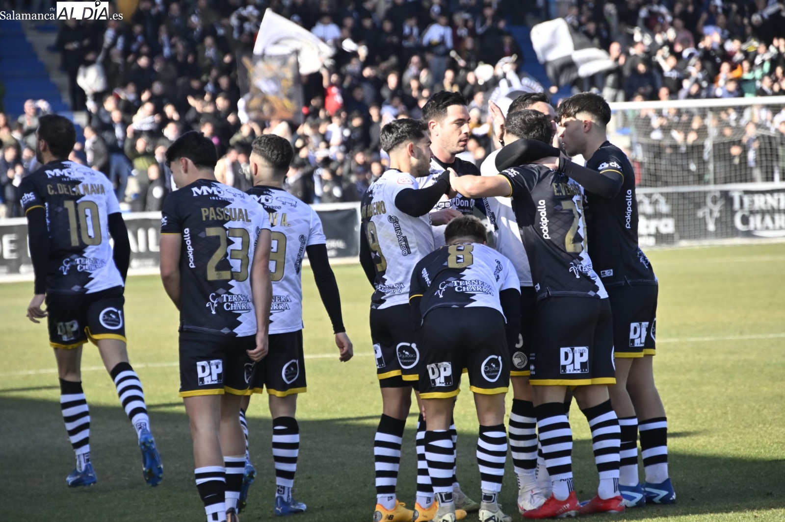 De la Nava le enseña el camino del playoff a Unionistas ante un Celta Fortuna que ya no es tan bestia negra (2-1)