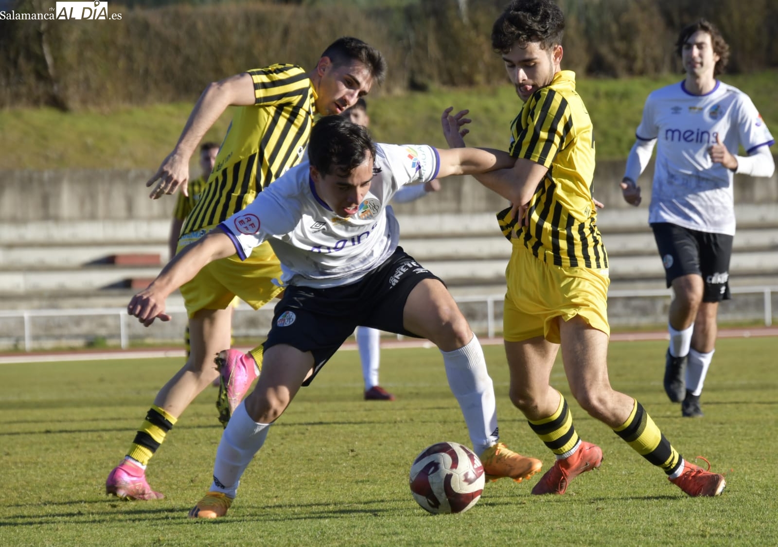 El filial del Salamanca UDS gana por la mínima al Moraleja (1-0)