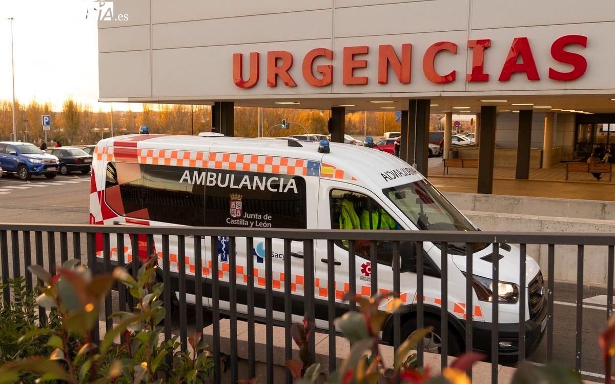 Evacuados al Hospital tres ciclistas arrollados por un turismo en Pedrosillo el Ralo