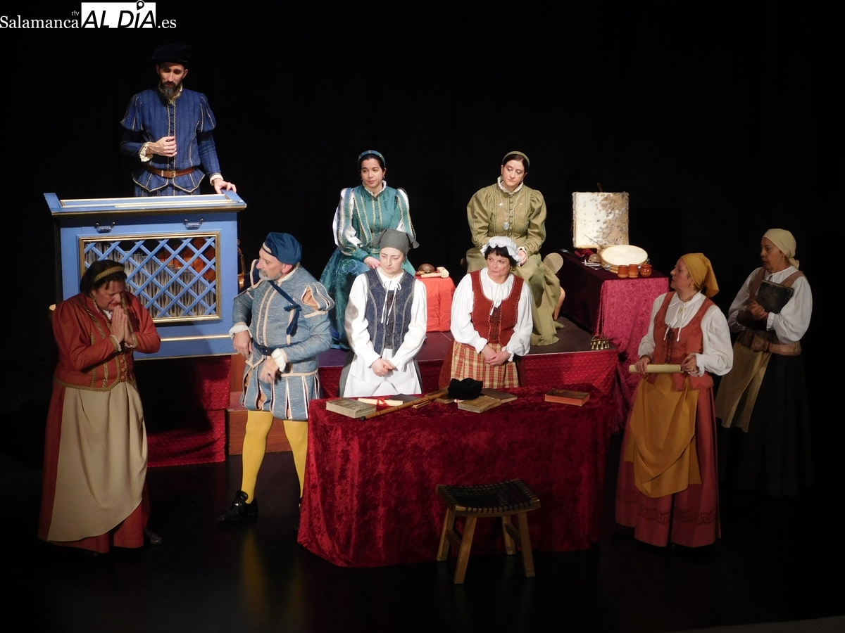 Buscando a Nebrija entusiasma y emociona en Guijuelo (GALERÍA DE FOTOS)