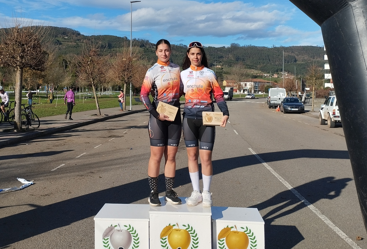 Dos bronces para el Enchufe Solar Femenino en el Ciclocross Mayador