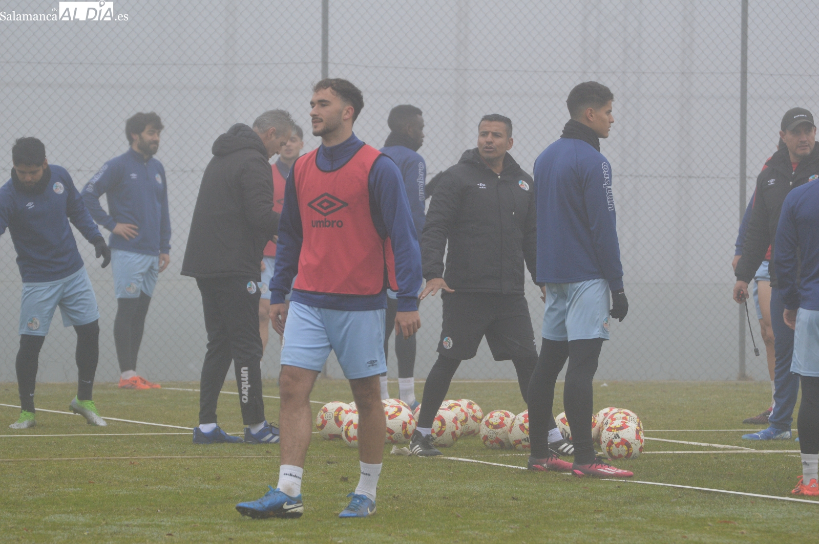 El Salamanca UDS quiere fichar dos laterales, un pivote y un delantero al menos