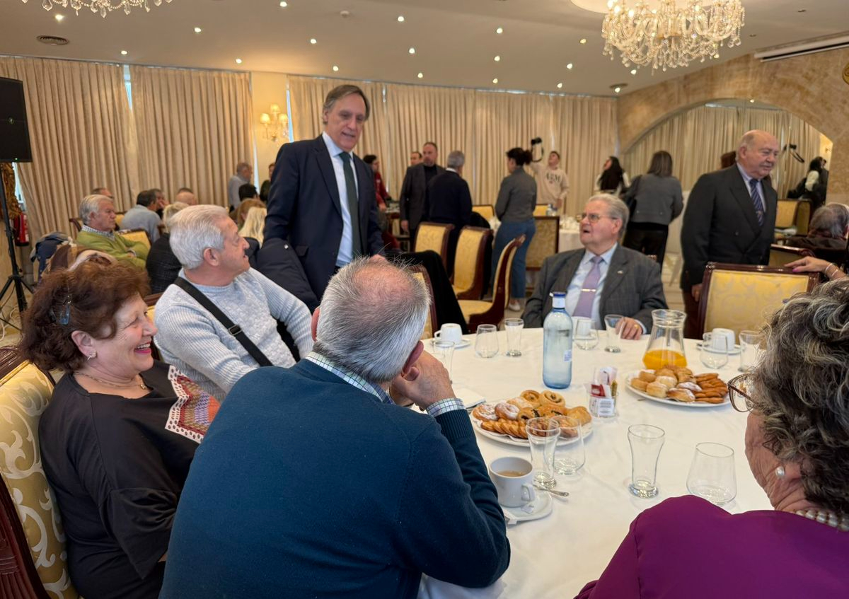 García Carbayo acusa a Sánchez de utilizar a los pensionistas como rehenes de sus hipotecas y chantajes