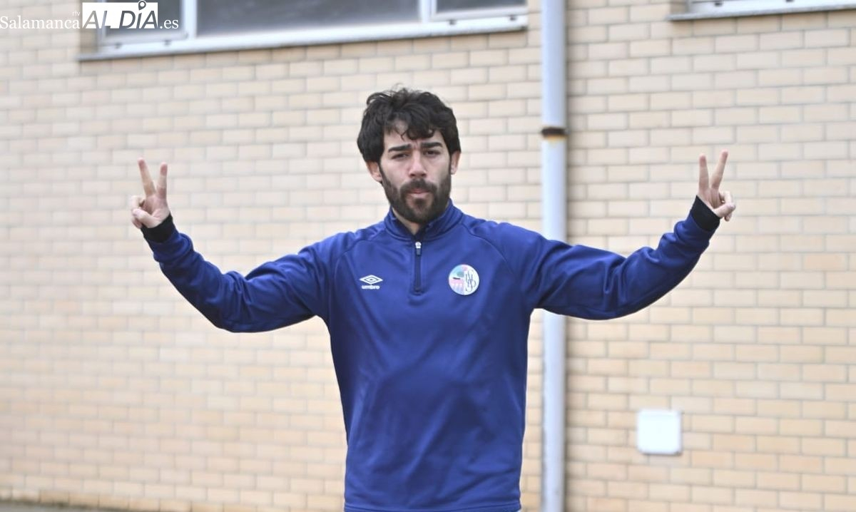 El Salamanca UDS le ofrece a Javi Navas formar parte del organigrama del club... pero el futbolista no piensa en la retirada