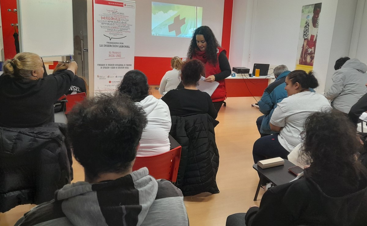 Cruz Roja arranca un curso de limpieza de alojamientos turísticos