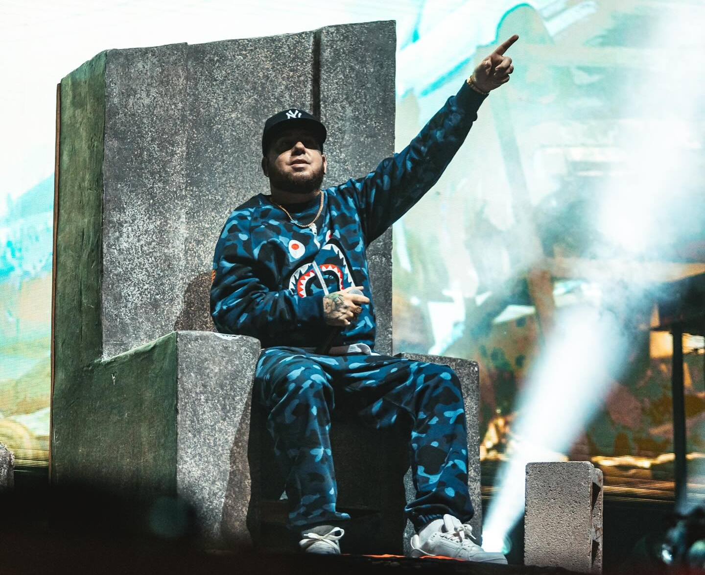 Maka aterriza en Salamanca con su Aura Tour