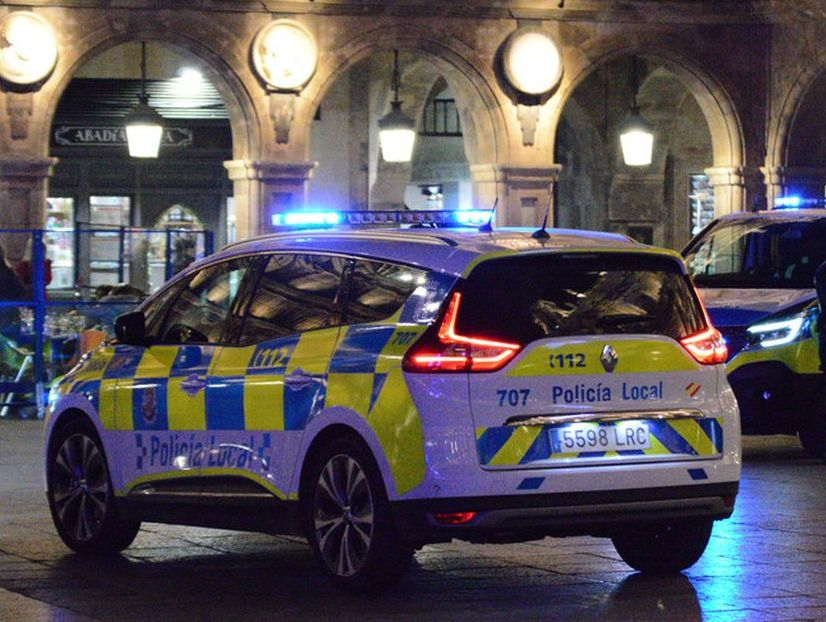 Fiestas en pisos, petardos, bengalas y un delito de desobediencia: así ha sido la Nochevieja en Salamanca