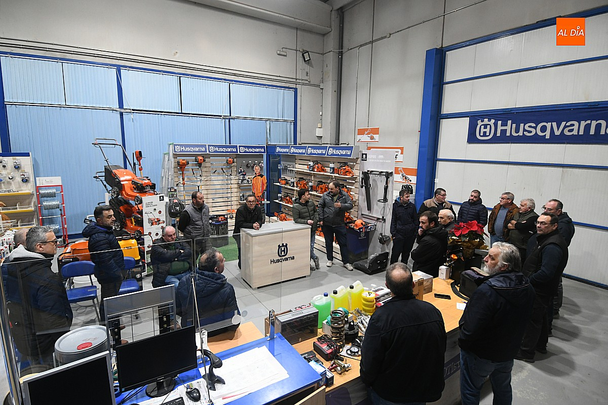 Aumenta el enfado entre empresarios de Los Chabarcones tras el silencio del ayuntamiento a dialogar con ellos