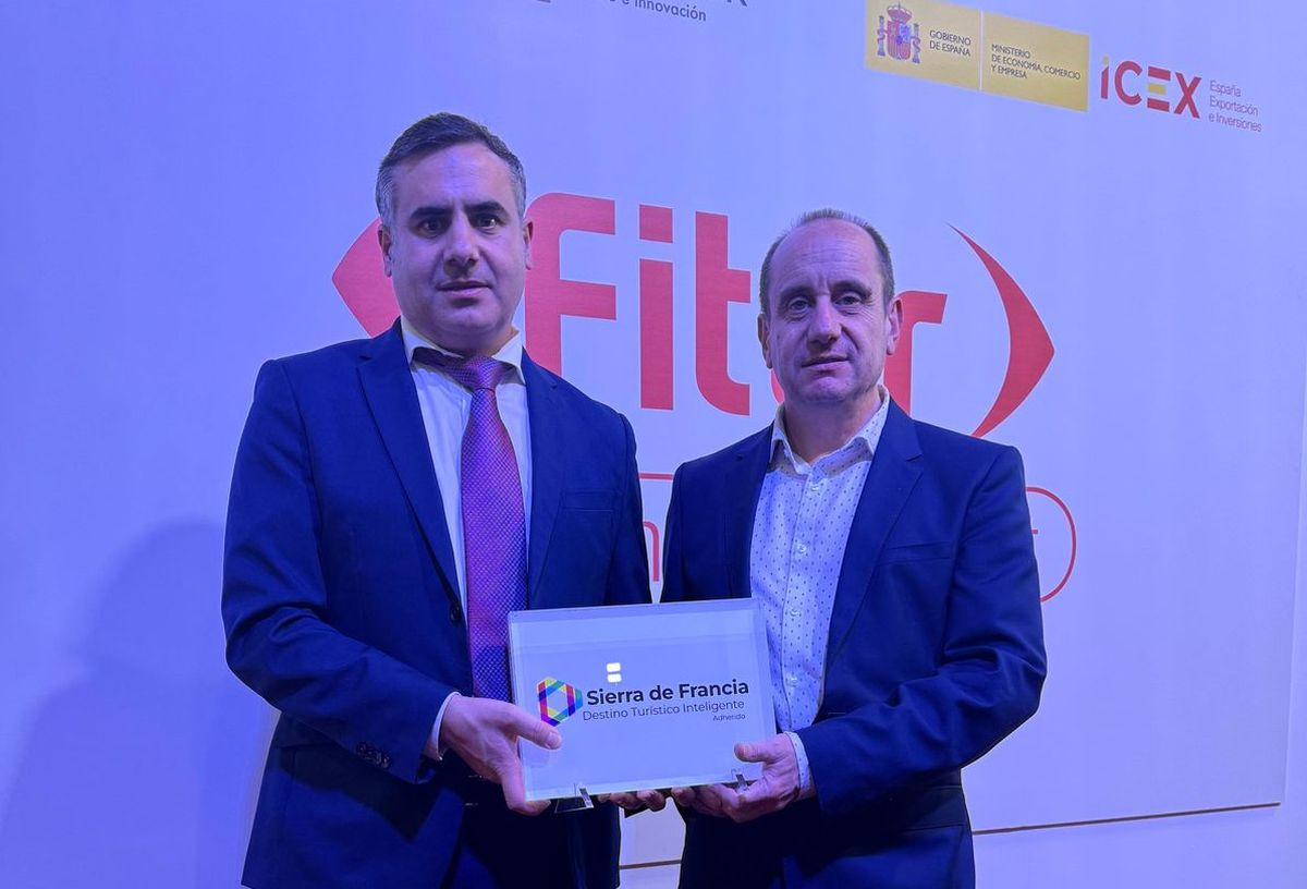 La Sierra de Francia recibe el distintivo Destino Turístico Inteligente en FITUR 