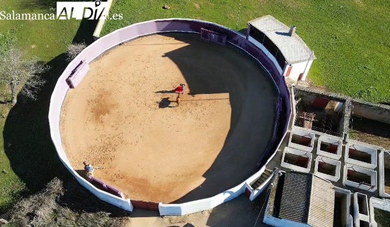Un tentadero en el Campo Charro, a vista de pájaro (VÍDEO)