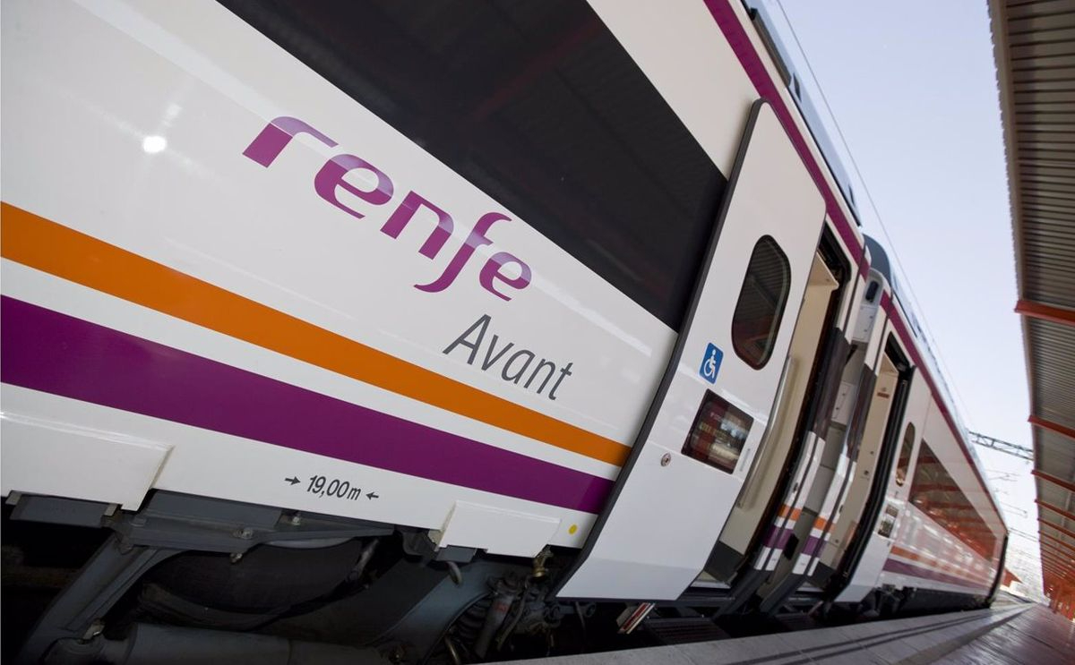 CyL mantiene la bonificación autonómica del 25% en trenes de alta velocidad y 20% en bus interurbano