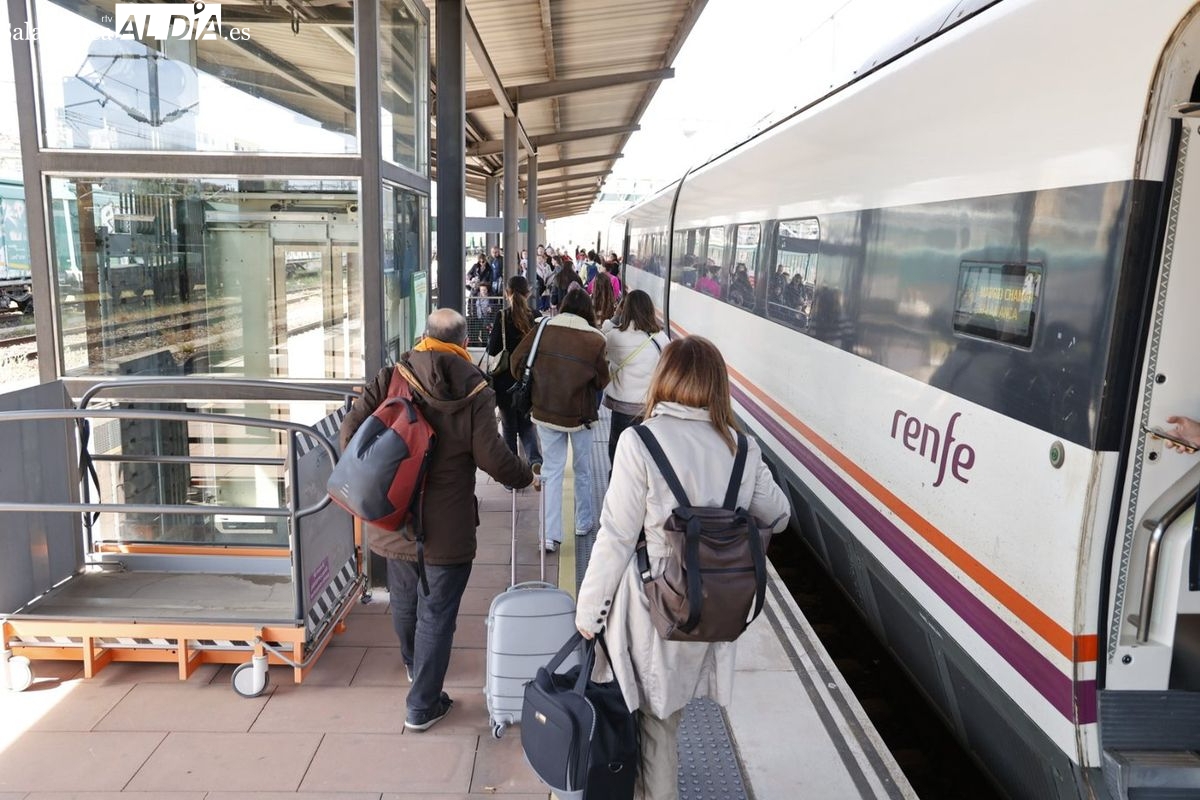 Cercanías, Media Distancia y Avant mantienen las tarifas anteriores a septiembre de 2022 tras el fin de los abonos bonificados