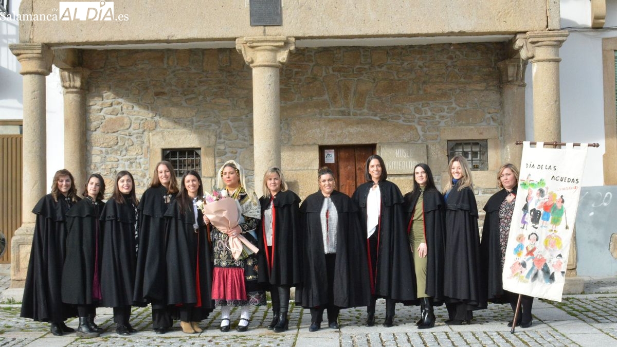 Más de 130 mujeres de Lumbrales celebran Las Águedas, convocadas por una joven comisión
