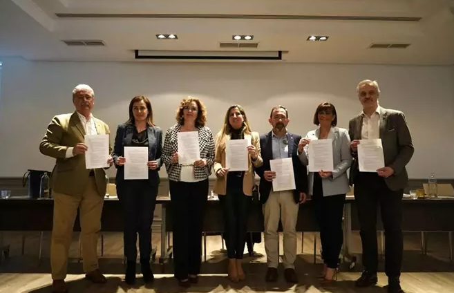 Miembros de Vox se rebelan en una asamblea en Madrid: Me da miedo que Vox llegue al Gobierno