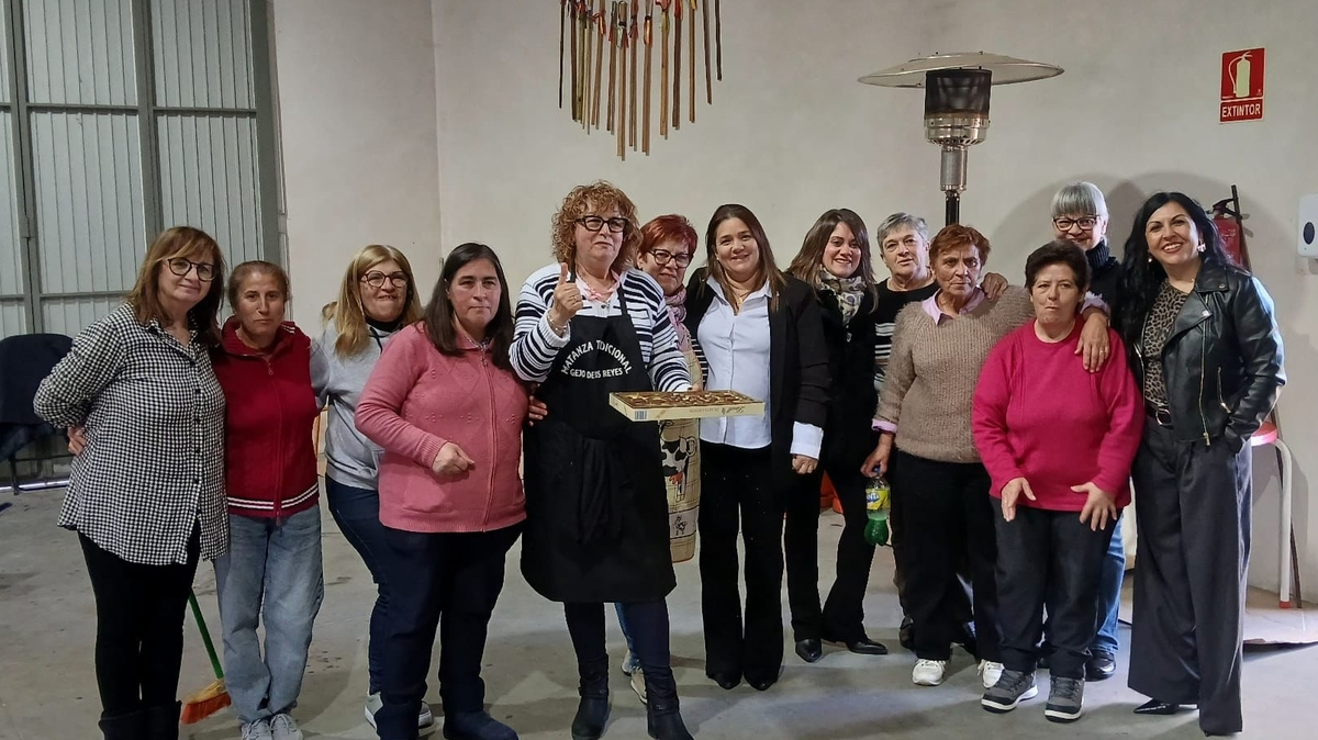 Gejo de los Reyes celebra su tradicional comida tras la matanza con 80 comensales