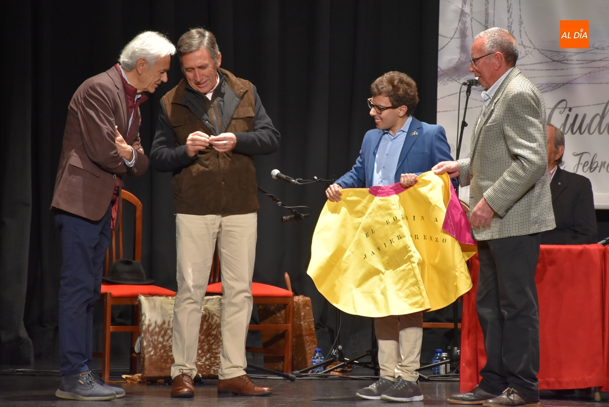 El Bolsín premia al Ayuntamiento antes de una nueva fusión de los artes charro y gitano