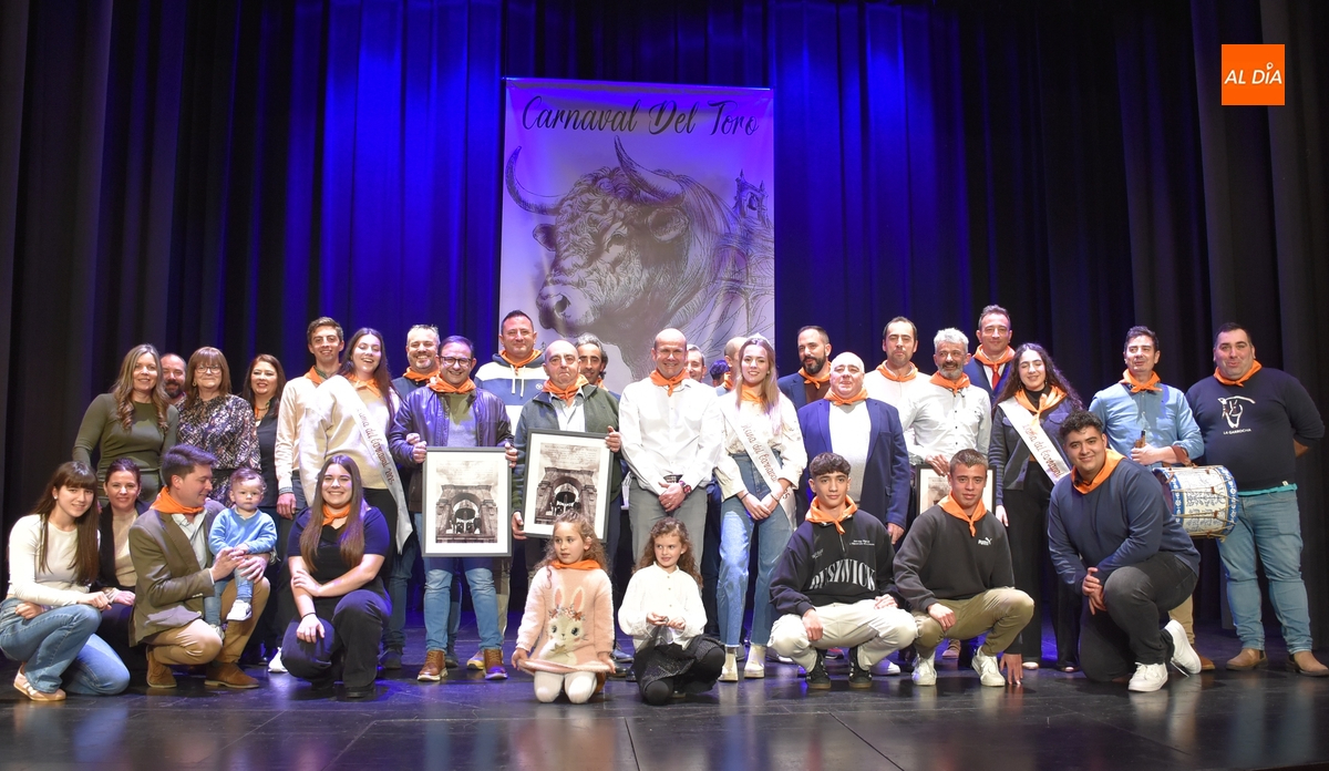 Teo Lázaro repasa en imágenes 20 años de vivencias ‘disfrutadas y sufridas’ en el Carnaval con mayúsculas