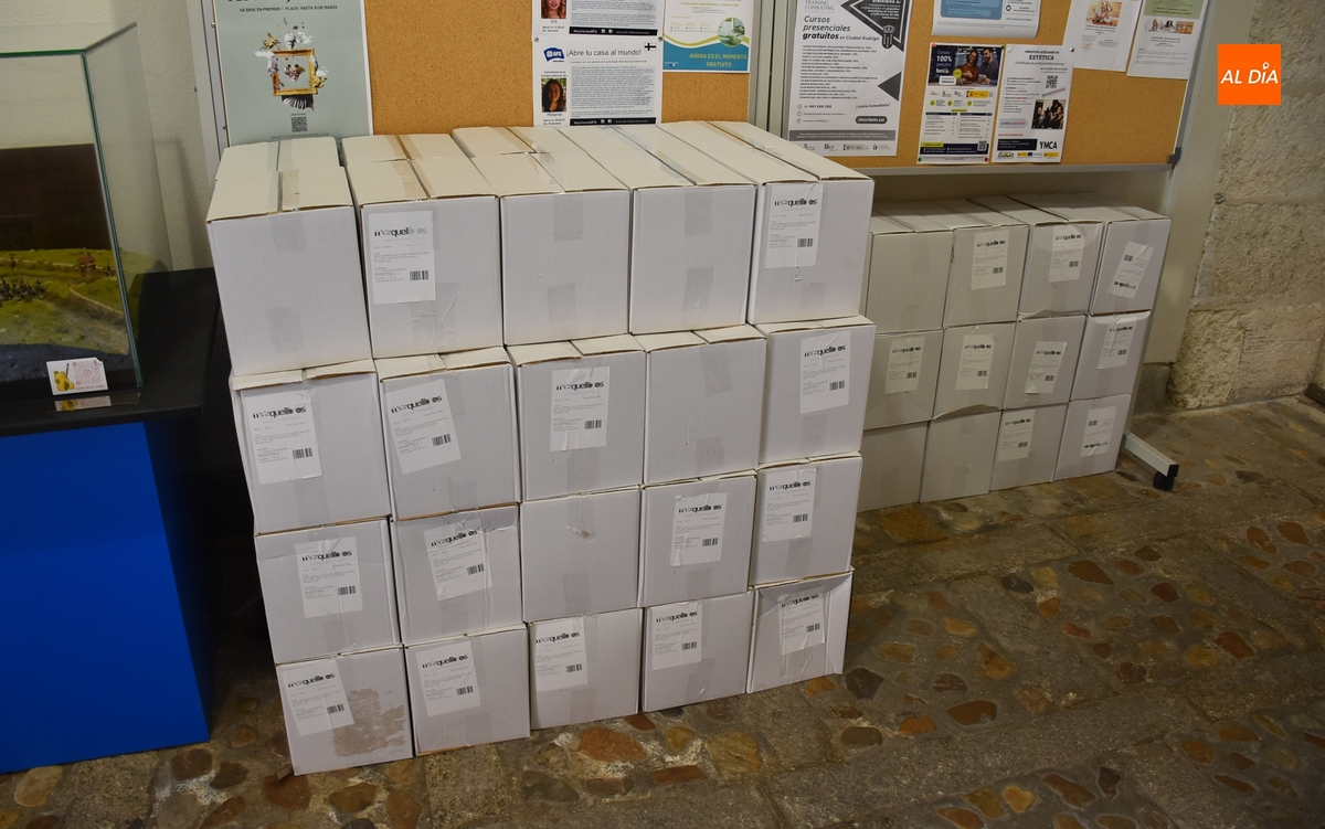 Llegan a Ciudad Rodrigo los ejemplares del Libro del Carnaval que se presentará el viernes