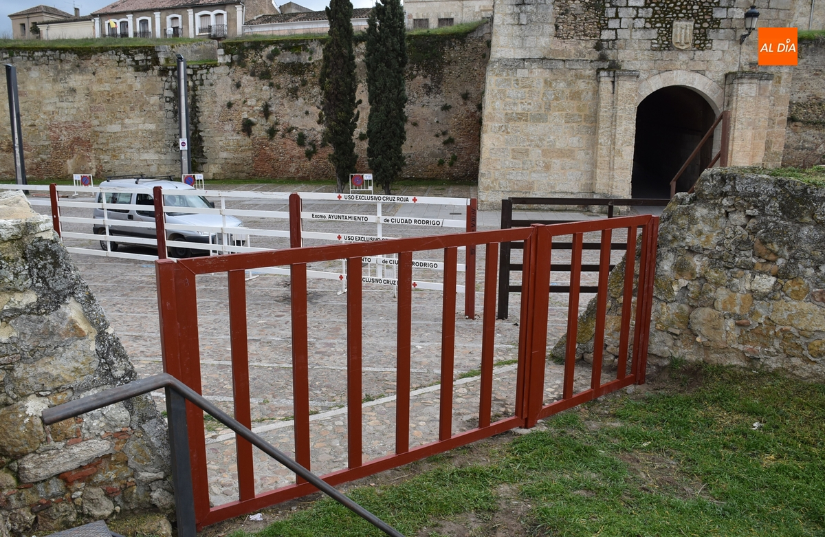 El Registro da la bienvenida a su nuevo vallado de seguridad