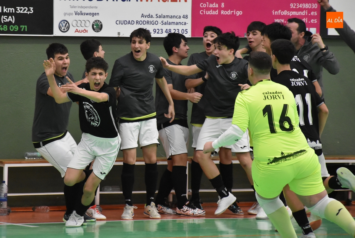 Apoteósica victoria del III Cadete ante Tierno marcando el gol decisivo a menos de 2 para el final