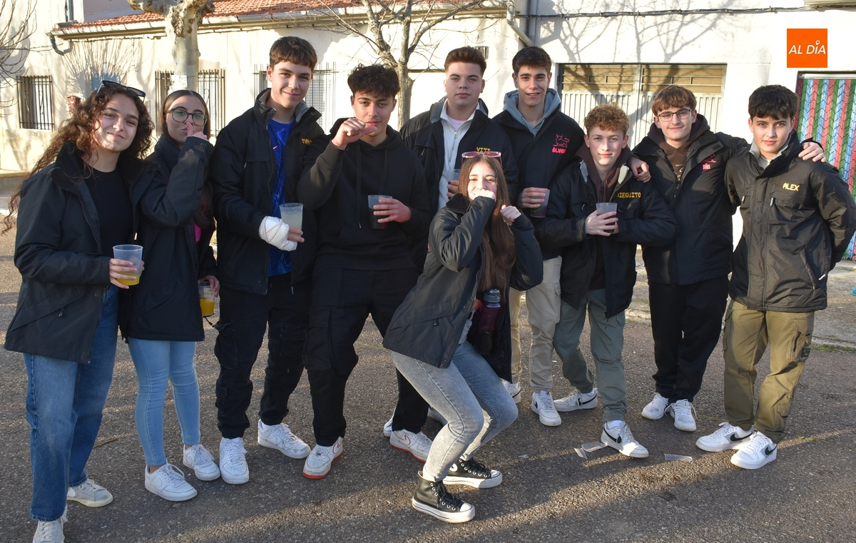 Los mirobrigenses peregrinan de forma masiva a Sanjuanejo en una soleada tarde que se puso fría