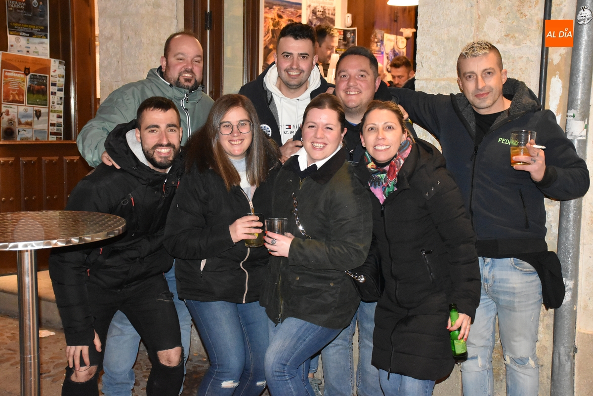 Eh, sácanos una foto: Y en bares