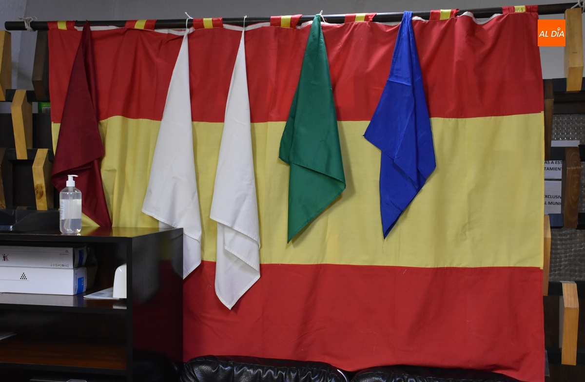 Listos los pañuelos que se emplearán en festivales y novilladas