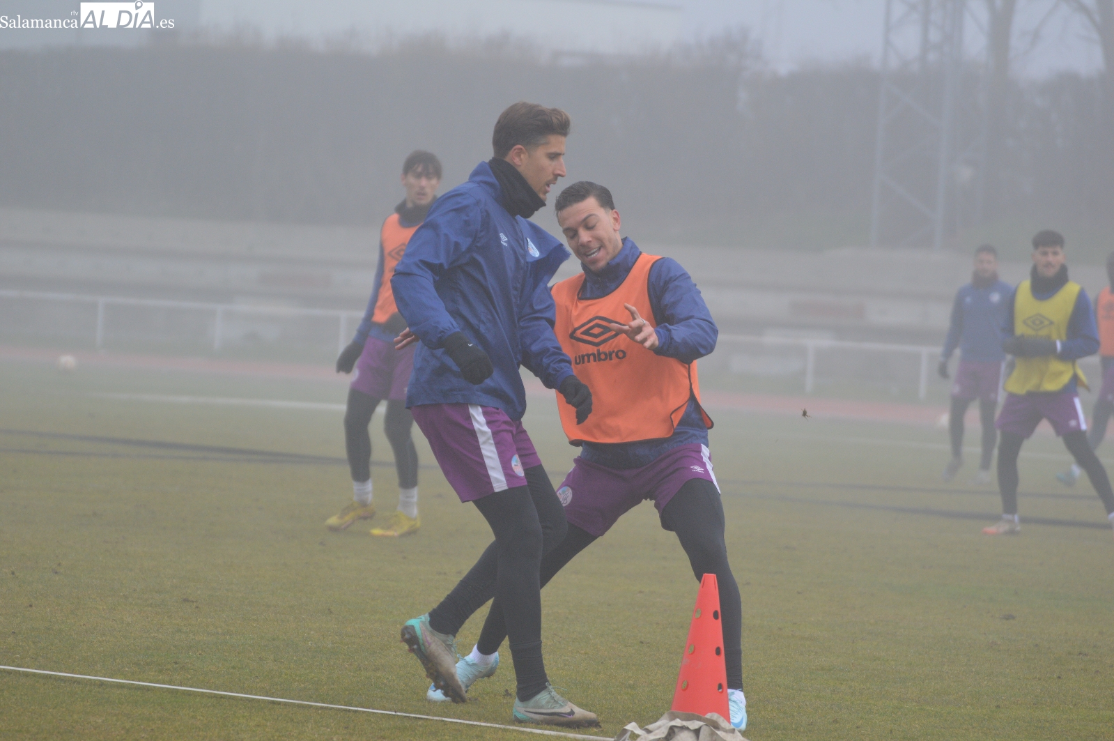 Rubén de Tomás hace dupla con Martín Galván y Dueñas sacrifica a Juancho en los tests para el Salamanca UDS - Coruxo (FOTOS) 