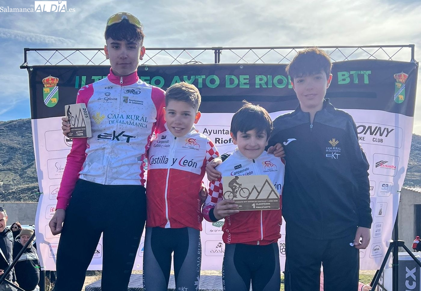Dos jóvenes ciclistas salmantinos, campeones de Castilla y León en BTT