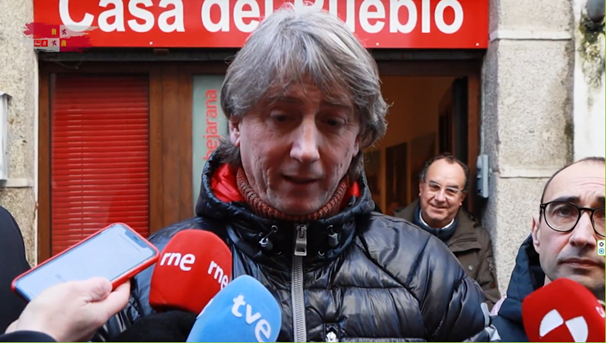 Martínez tiende la mano Mañueco con el fin de acabar con Vox y pactar un Presupuesto para 2025