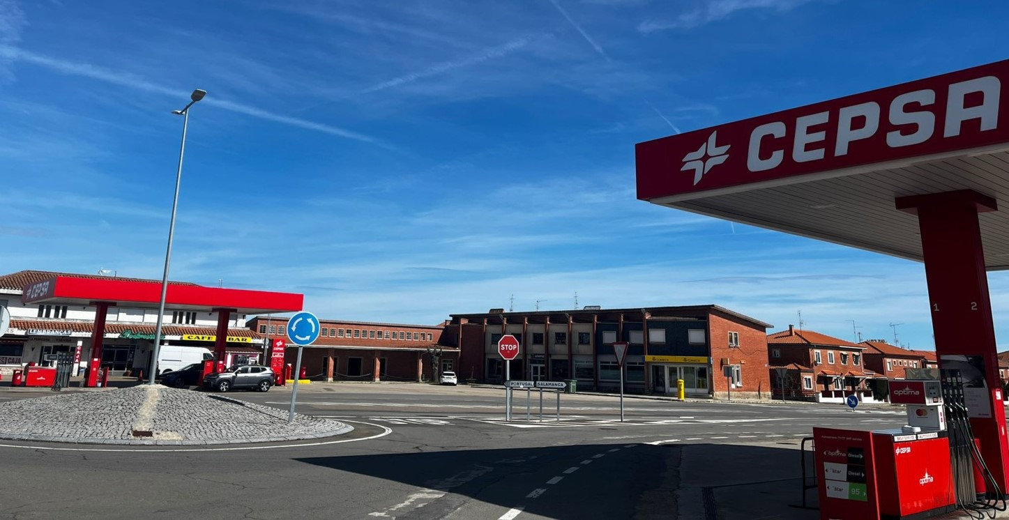Fuentes de Oñoro saca a licitación dos gasolineras y un bar-cafetería