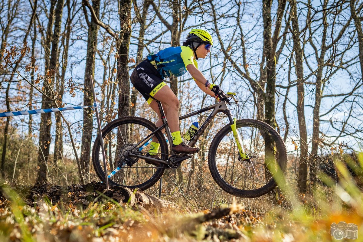 Paula Rincón, campeona cadete de Castilla y León de XCO
