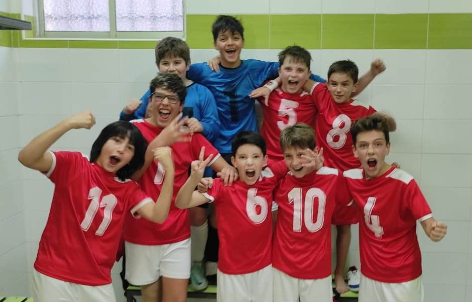 El Alevín A del III Columnas recupera el liderato de la 1ª Provincial tras ganar un duelo clave