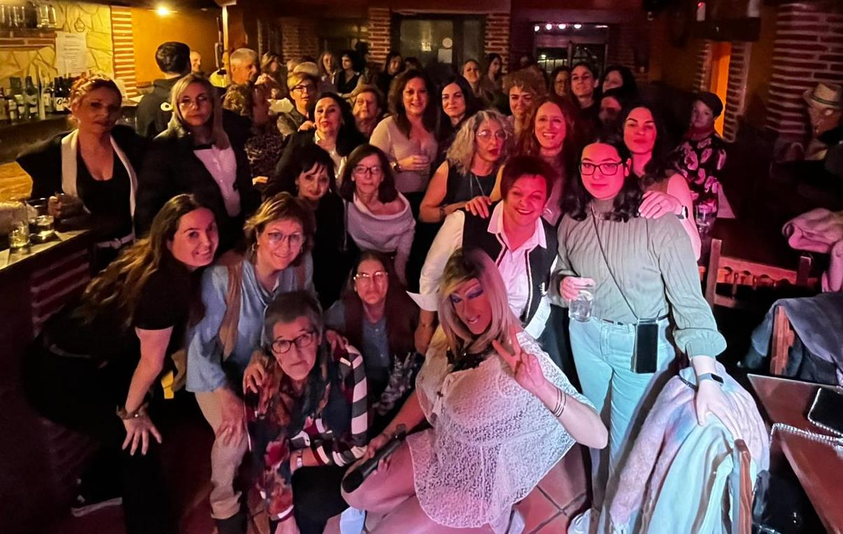 Mujeres de 11 localidades conmemoran las Águedas en El Sahúgo con Reina y Damas incluidas