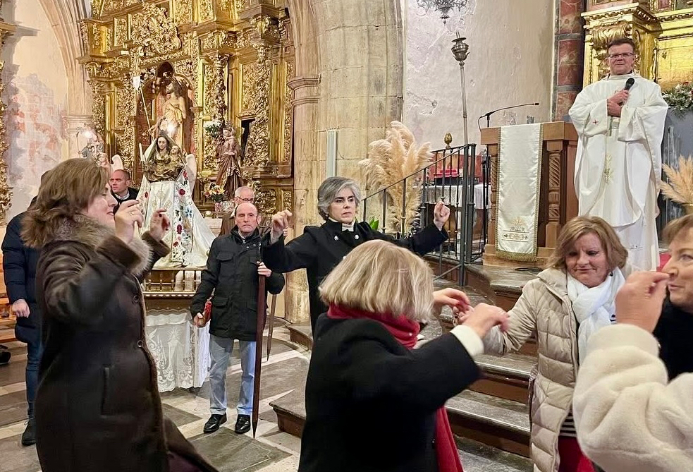 Palaciosrubios vive su día grande en honor a su querida patrona, Nuestra Señora de las Candelas