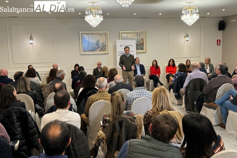 García Carbayo denuncia en Peñaranda que los socialistas quieren convertir a los vecinos de los pueblos en ciudadanos de tercera