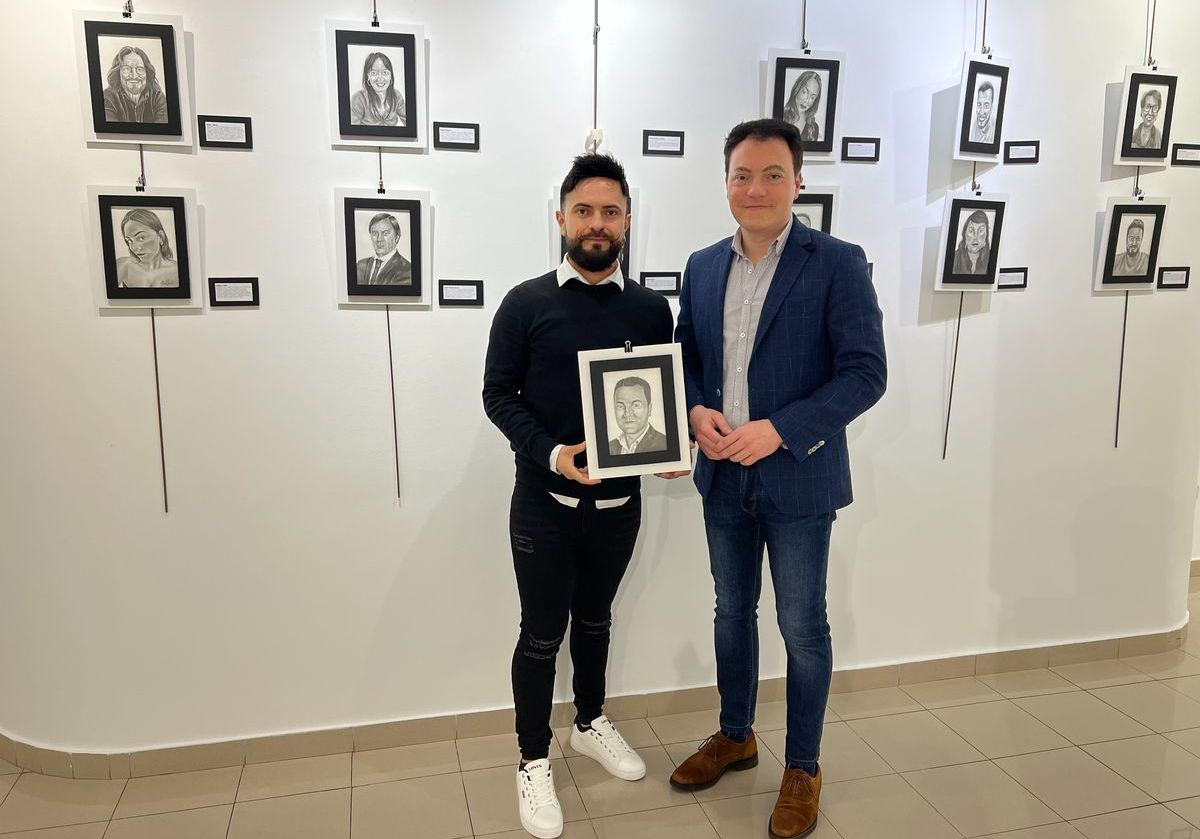 ‘A blanco y negro – ambos contrarios, ambos complementarios’, las obras de Sebastián Machado en el Espacio Joven