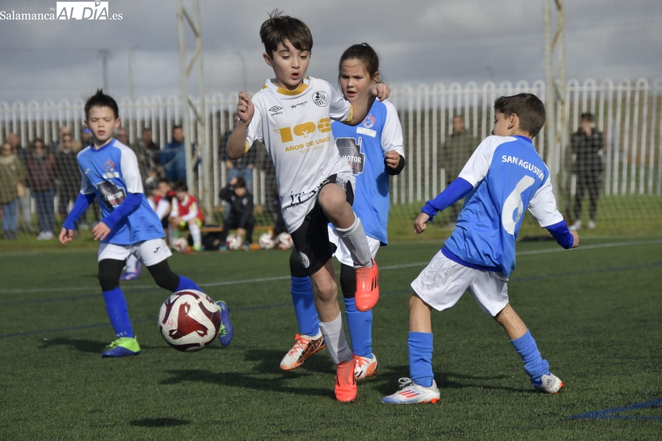 Animado fin de semana en el fútbol base de Salamanca antes de los Carnavales (GALERÍA DE FOTOS)