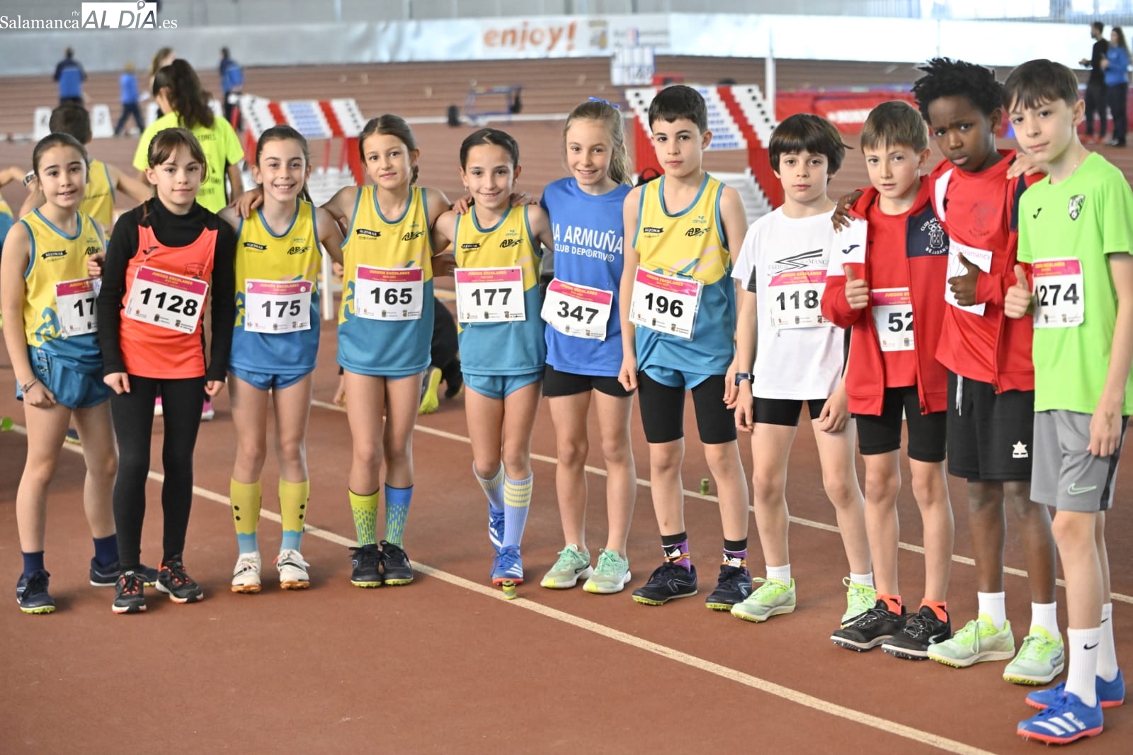 La final de Juegos Escolares en Pista Cubierta regala un espectáculo en la Gil Pérez