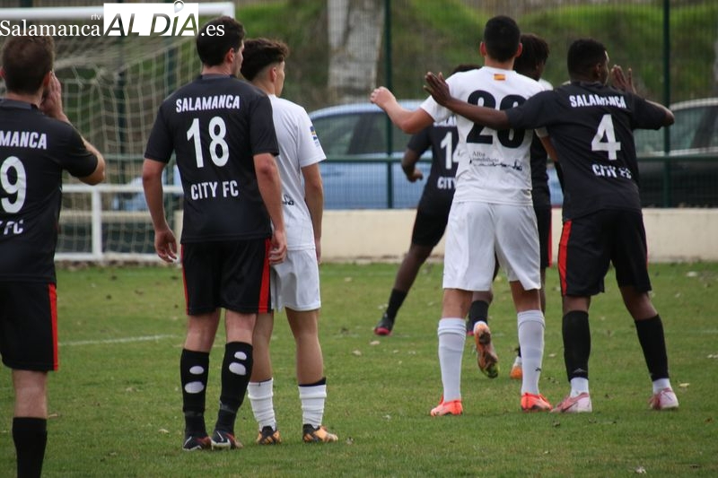 ARCHIVO| Partido entre el Alba de Tormes CF y el Salamanca City del mes de noviembre