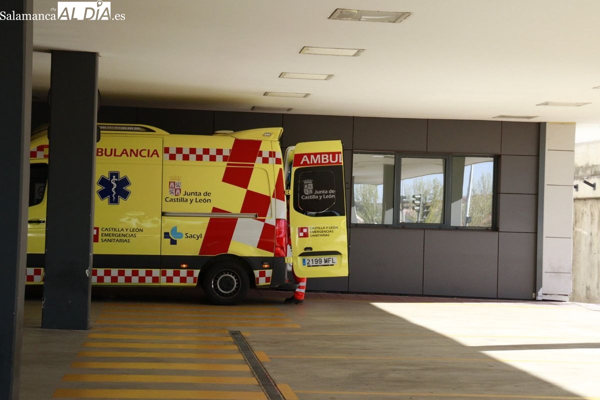 Dos heridos tras una aparatosa colisión de dos vehículos cerca del cruce de Riolobos