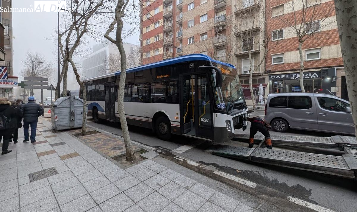 Nueva avería de un autobús metropolitano en Salamanca, esta vez en Federico Anaya