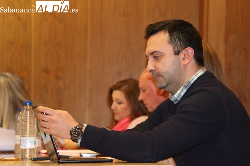 Ciudadanos acusa a PP y PSOE de seguir el mismo patrón en las contrataciones del Centro Ocupacional