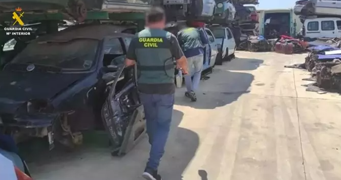 Imputadas 23 personas por liberar gases de aire acondicionado de vehículos en desgüaces de CyL, algunos en Salamanca 