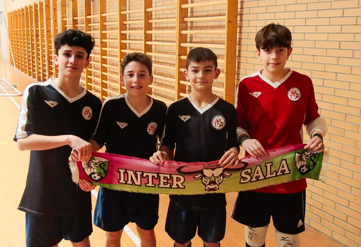 Cuatro jugadores salmantinos del Intersala disfrutan de su presencia con la selección de Castilla y León