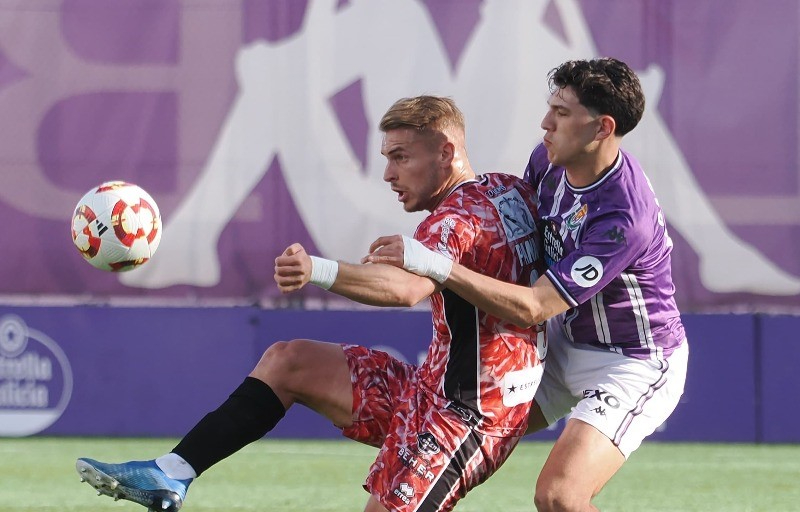 El CD Guijuelo se hunde de nuevo y acumula un 2025 casi sin ganar con 6 partidos seguidos en el limbo