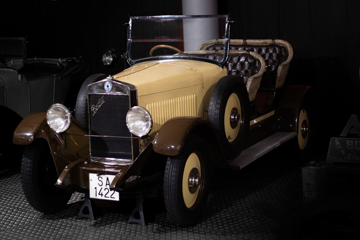  Un automóvil de 1926: pieza del mes en el Museo de Historia de la Automoción