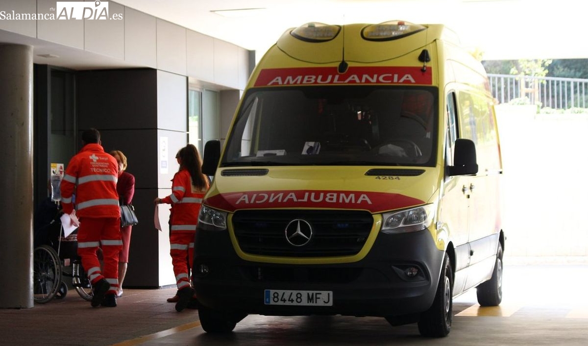 Evacuada al Hospital de Salamanca una joven de 22 años, tras volcar su coche en Canillas de Abajo